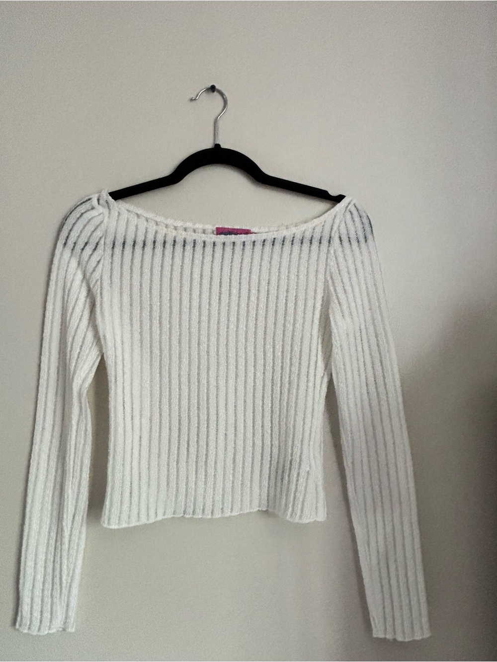 Edikted Off-the-Shoulder Ribbed White Sweater